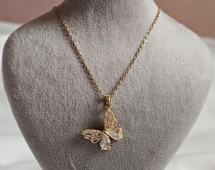 گردنبند پروانه جواهری