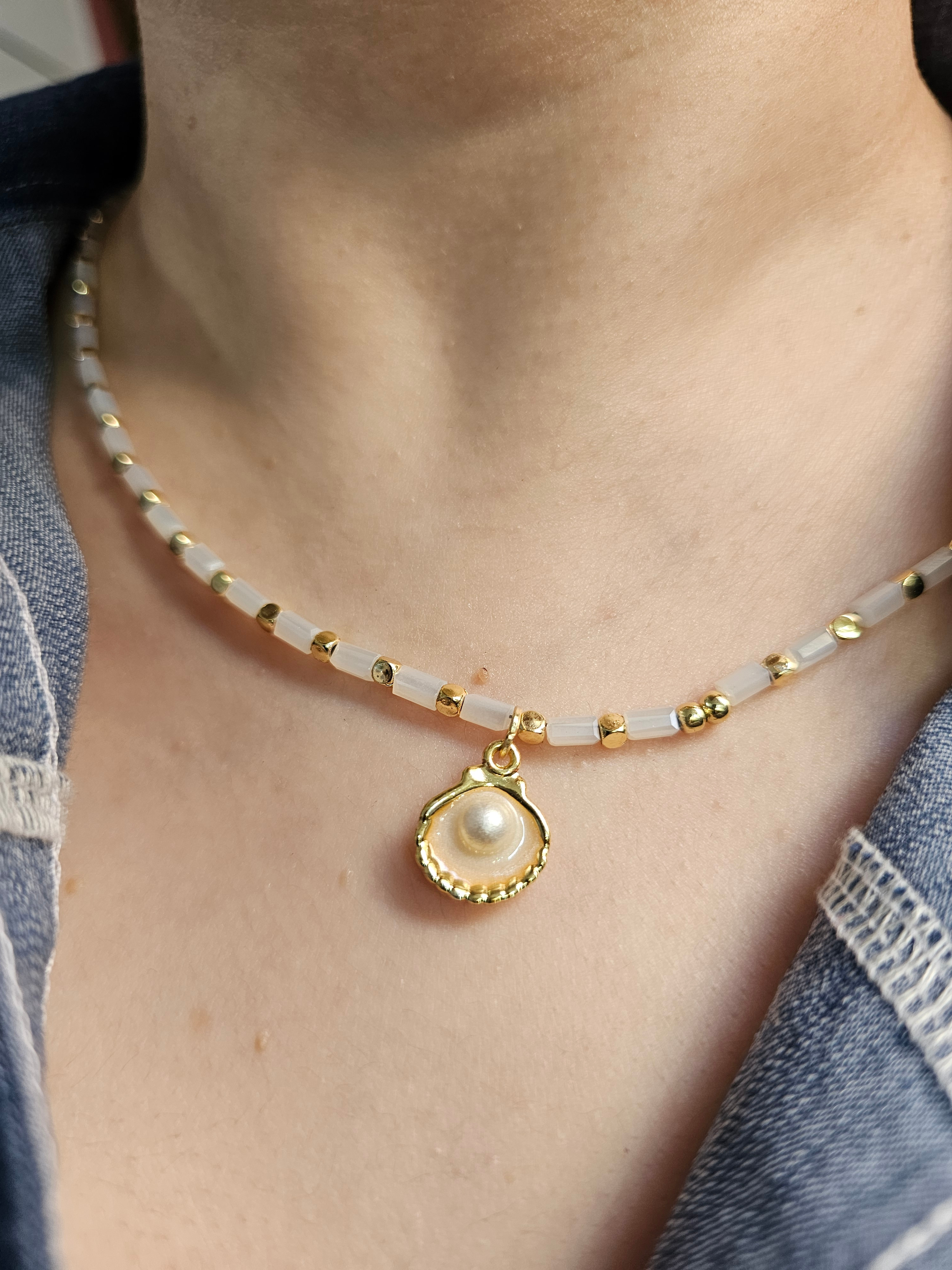 گردنبند صدف و مروارید میناکاری شده 😍 رنگی ملیح و زیبا 🌿😍