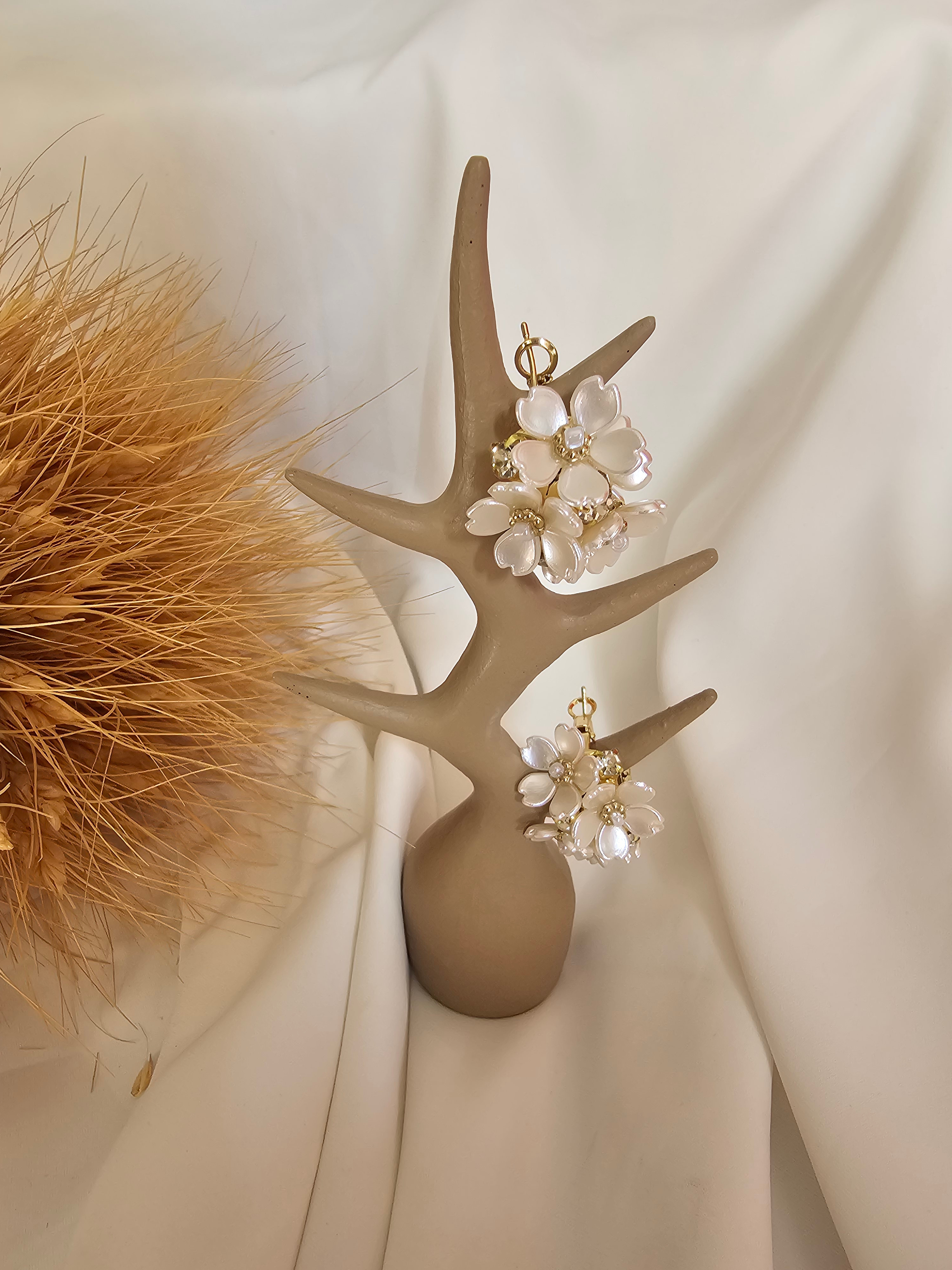 گوشواره رزینی