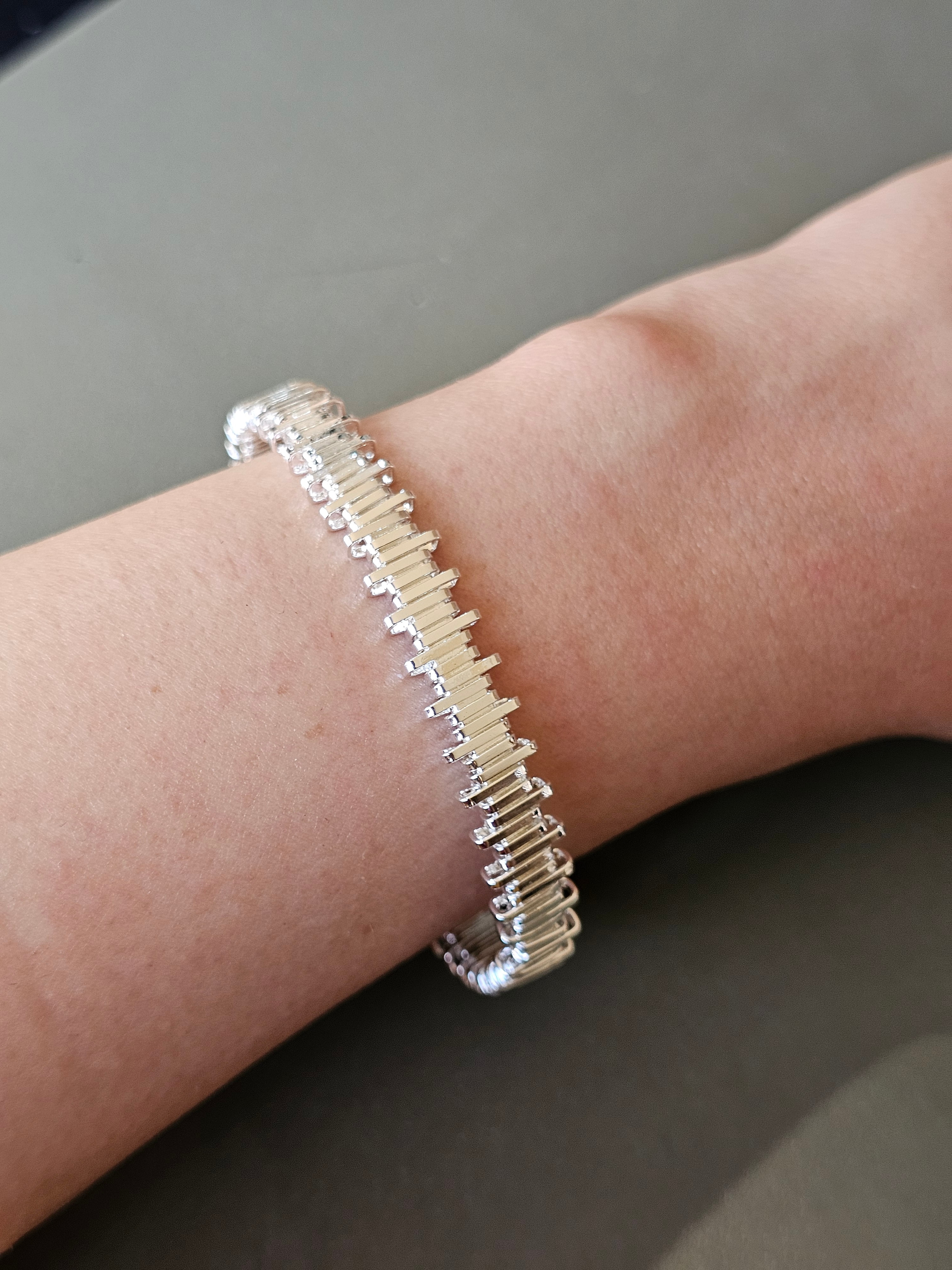 بنگل تاجی مینیمال آبکاری نقره 🥰کاری ترند و با کیفیت  😍