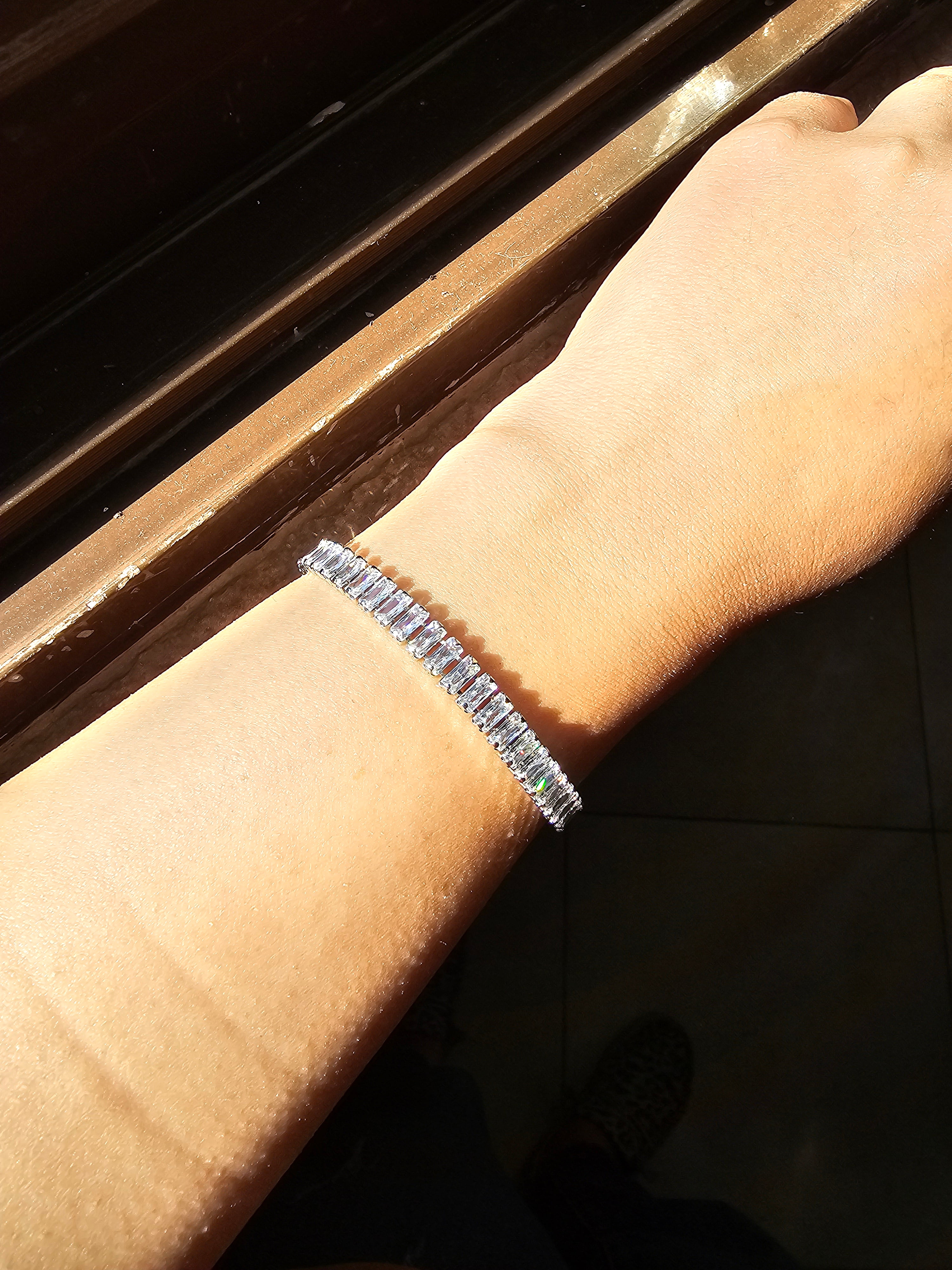 دستبند تنیسی مستطیلی جواهری با درخشش فوق العاده و بدون ریزش و رنگ ثابت